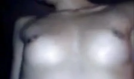 آرکانزاس Tink fucks در اولین سیاه و سفید دیک, آن مرد نمی خواهد خوشحال فیلم سوپرایرانی زیبا