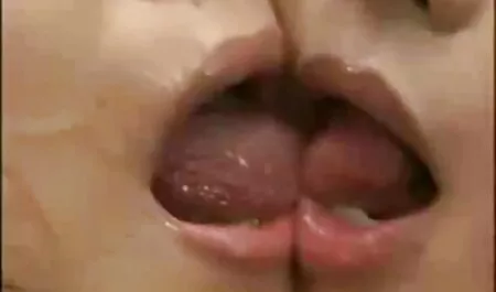 دختر سکسی با موی فیلم کلیپ سکسی جودی ابوتی, گیر افتاد, خود ارضایی در حالی که تماشای پورنو