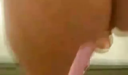 هنگامی که دختران بازی - لنا پل, مالی کلیپ های سکسی خفن استوارت-فینالیست, دشمنی