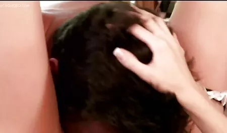 صفحه اصلی نظم و انضباط برای یک دختر بازیگوش کلیپ سکسی سکسی