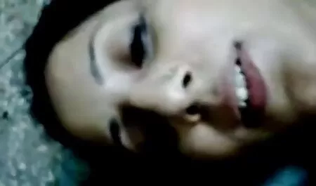 دو دانلود بهترین کلیپ های سکسی دختر زیبا فاک twat خود را با dildo دو